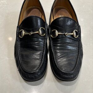 Vintage GUCCI Black horsebit loafers 42 1/2 S size 9